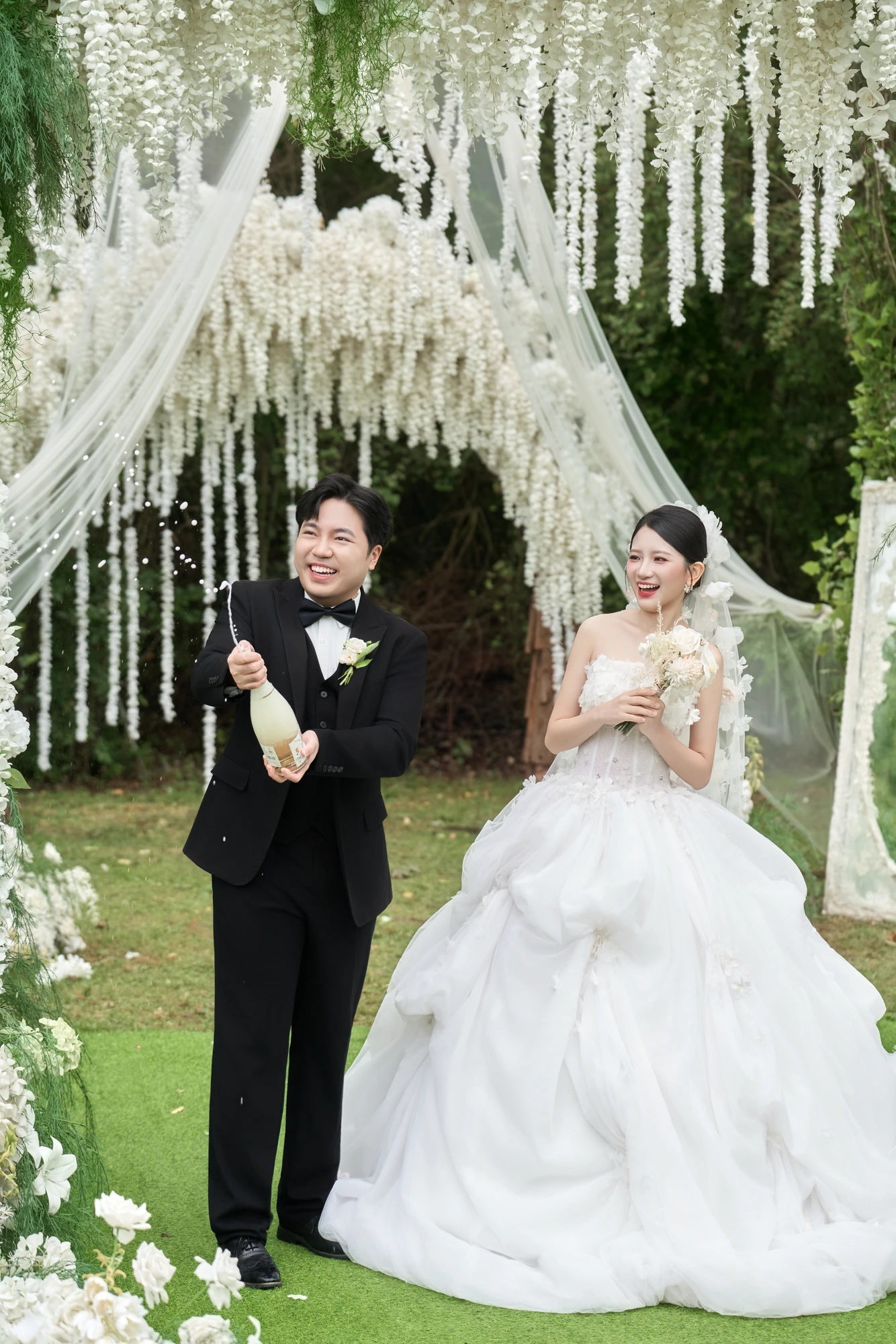Jet & Zi Yun, the toast